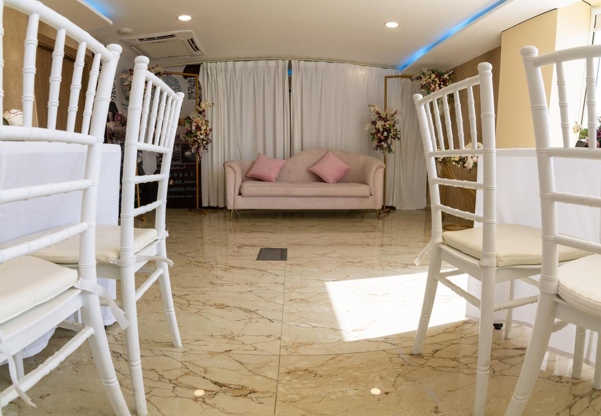 Diamond Star Hotel فندق النجمة الماسية Сиб Екстериор снимка