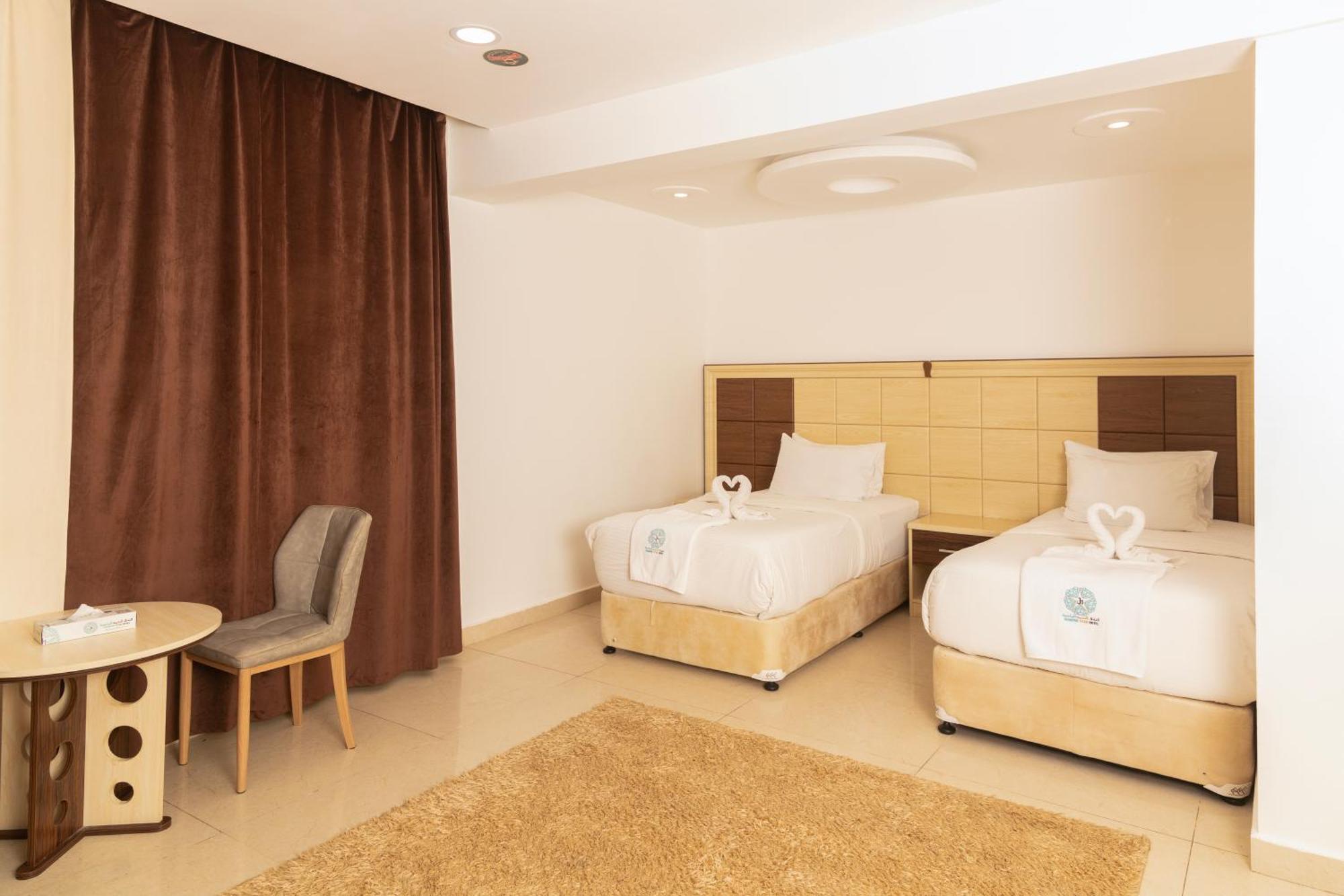 Diamond Star Hotel فندق النجمة الماسية Сиб Екстериор снимка