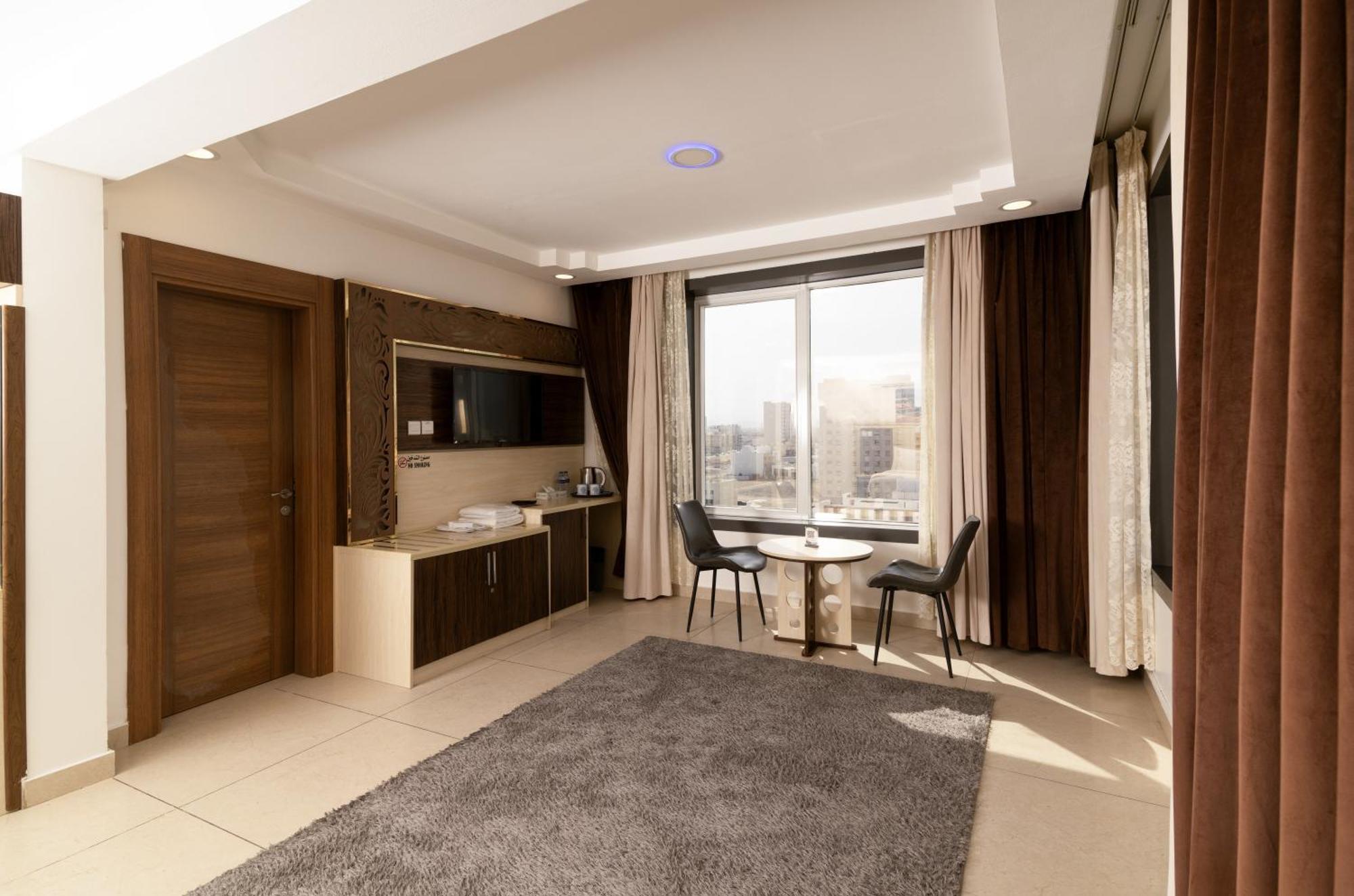 Diamond Star Hotel فندق النجمة الماسية Сиб Екстериор снимка