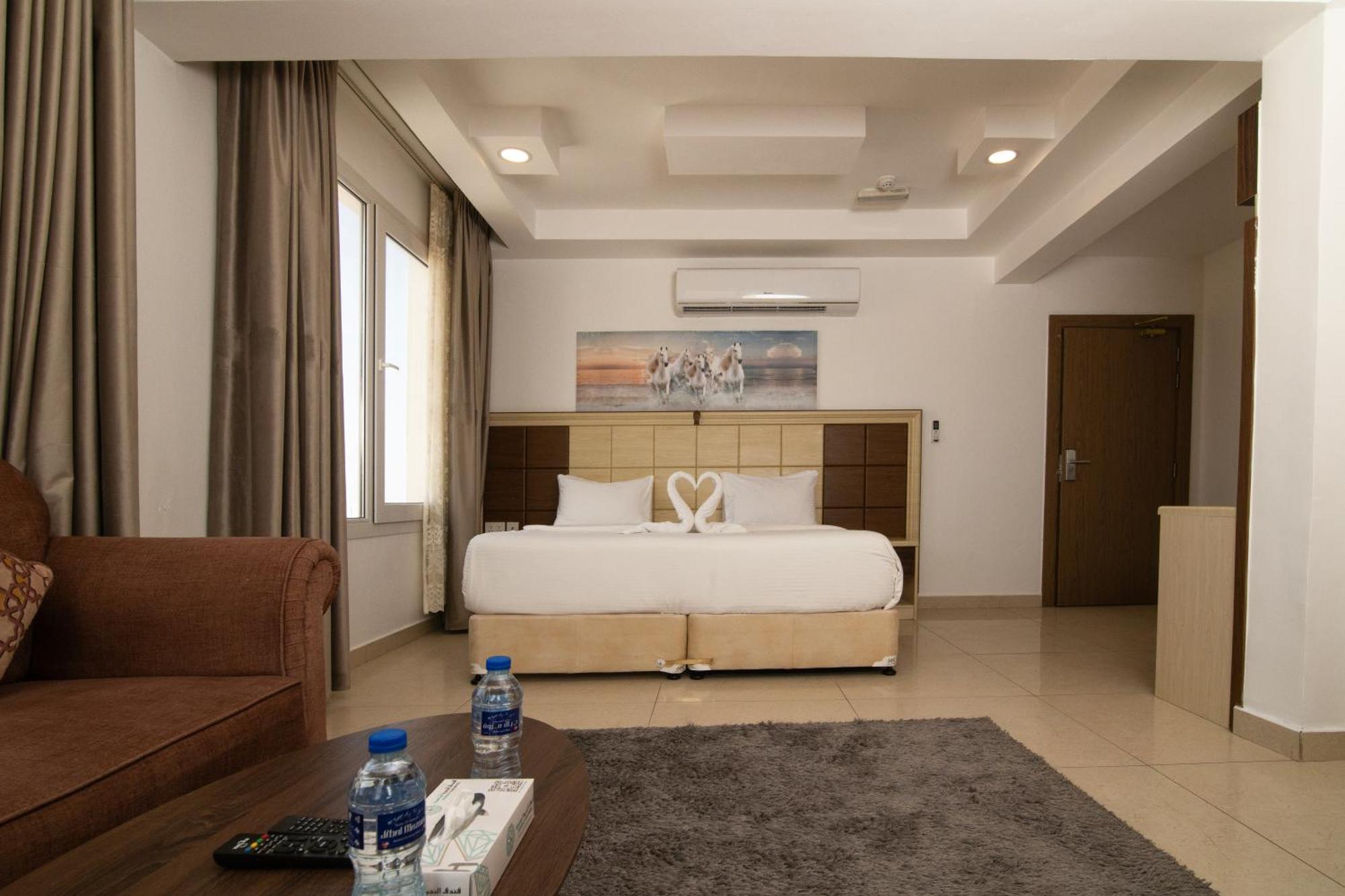 Diamond Star Hotel فندق النجمة الماسية Сиб Екстериор снимка