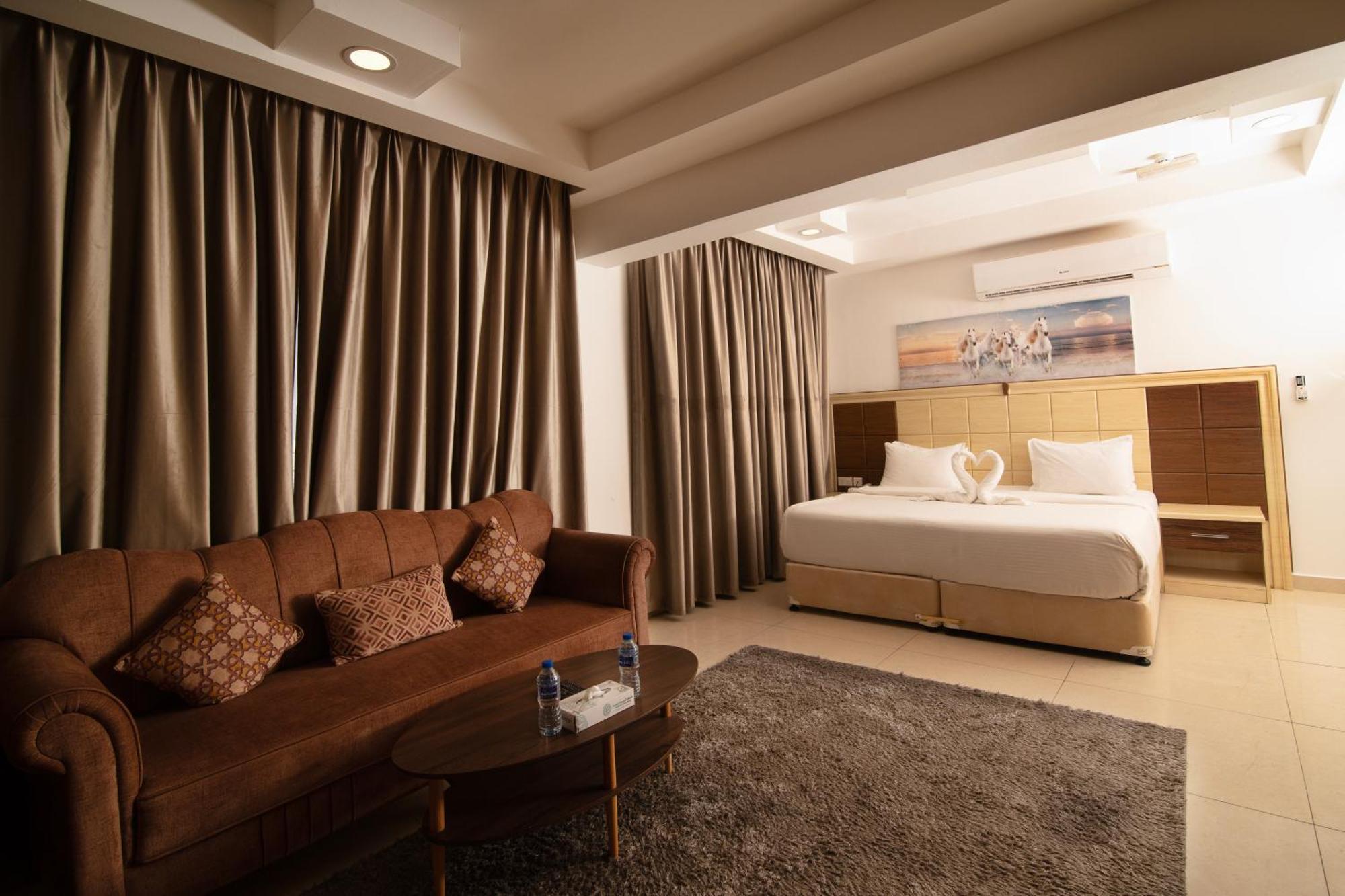Diamond Star Hotel فندق النجمة الماسية Сиб Екстериор снимка